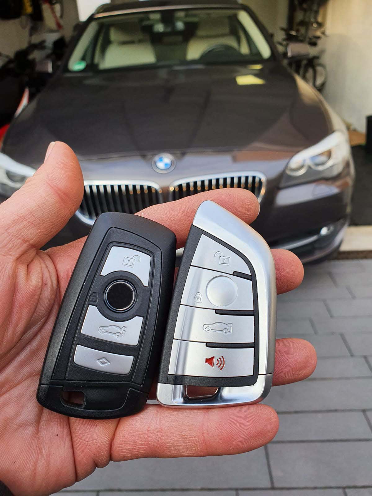 Einen BMW Schlüssel aufladen – wikiHow