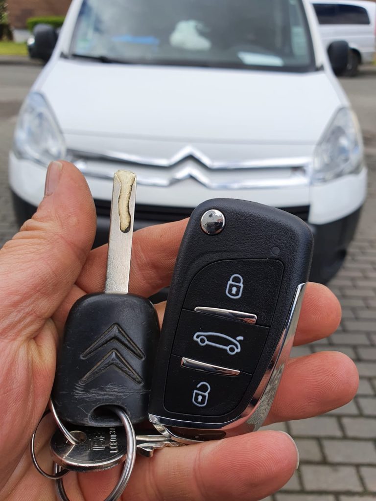 Opel Funkschlüssel  Ersatzschlüssel nachmachen