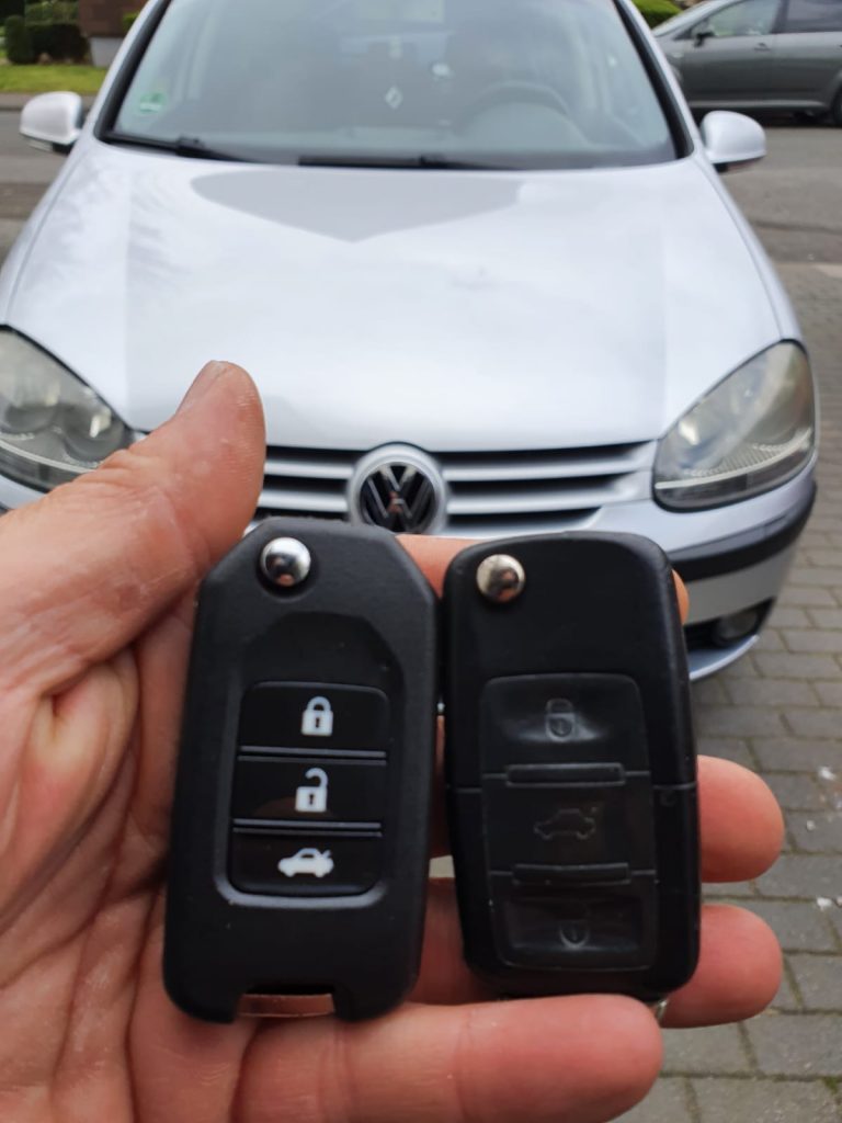 Vw Volkswagen Golf 5 Autoschlüssel nachmachen bei uns ab 49€