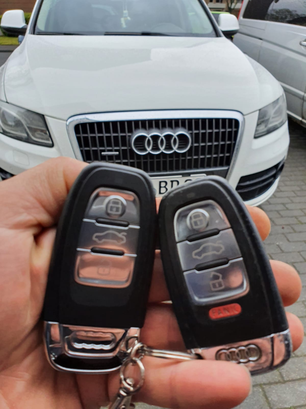 Audi Q7 Autoschlüssel nachmachen verloren defekt ab 49€ Funkschlüssel